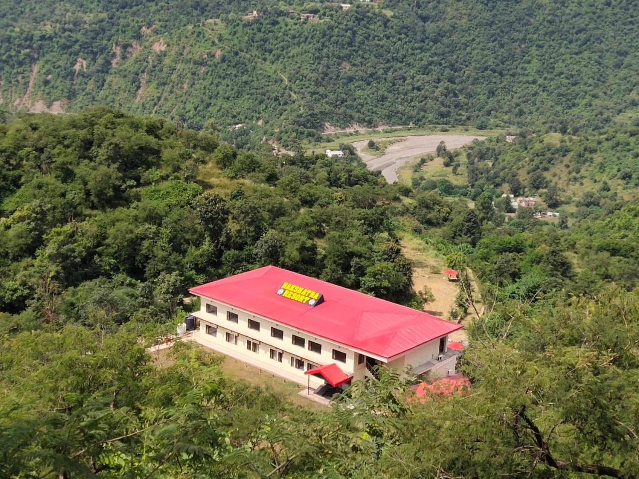 Nakshatra Resort Kunihar Экстерьер фото